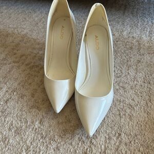 ALDO Women's Cream Pointed Heels